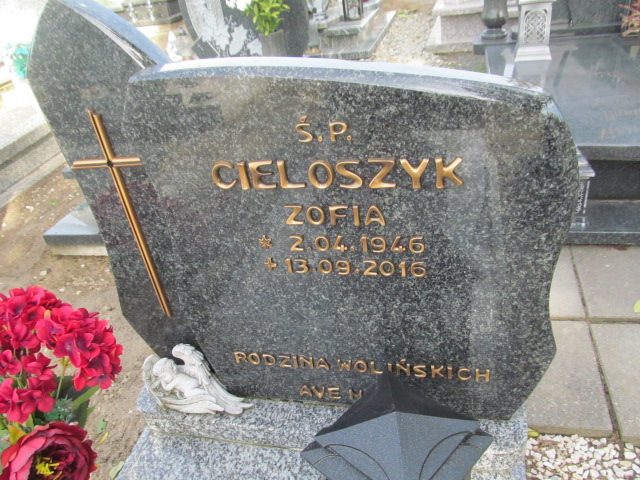 Zofia Cieloszyk 1946 Kórnik - Grobonet - Wyszukiwarka osób pochowanych