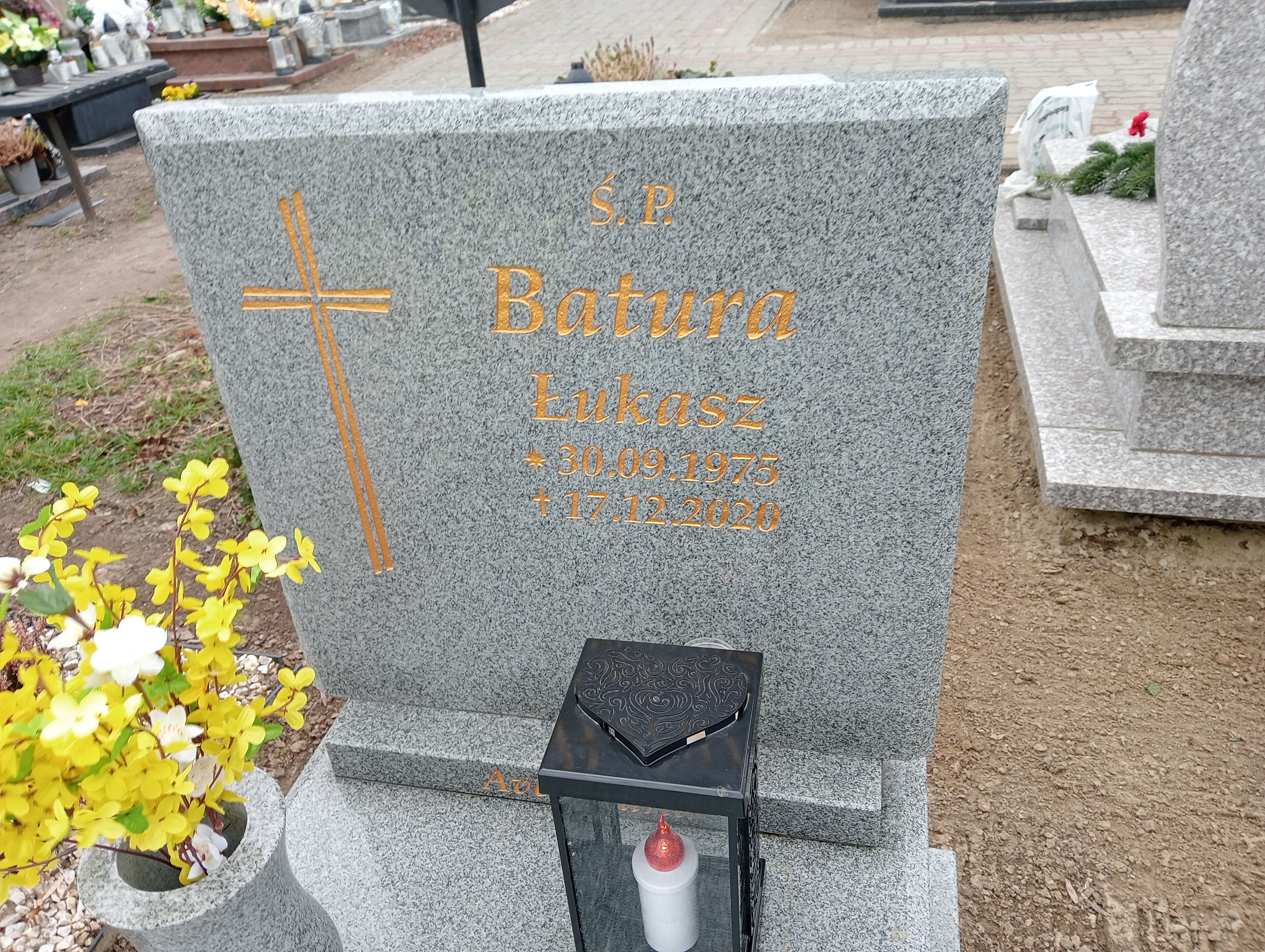 Łukasz Batura 1975 Kórnik - Grobonet - Wyszukiwarka osób pochowanych