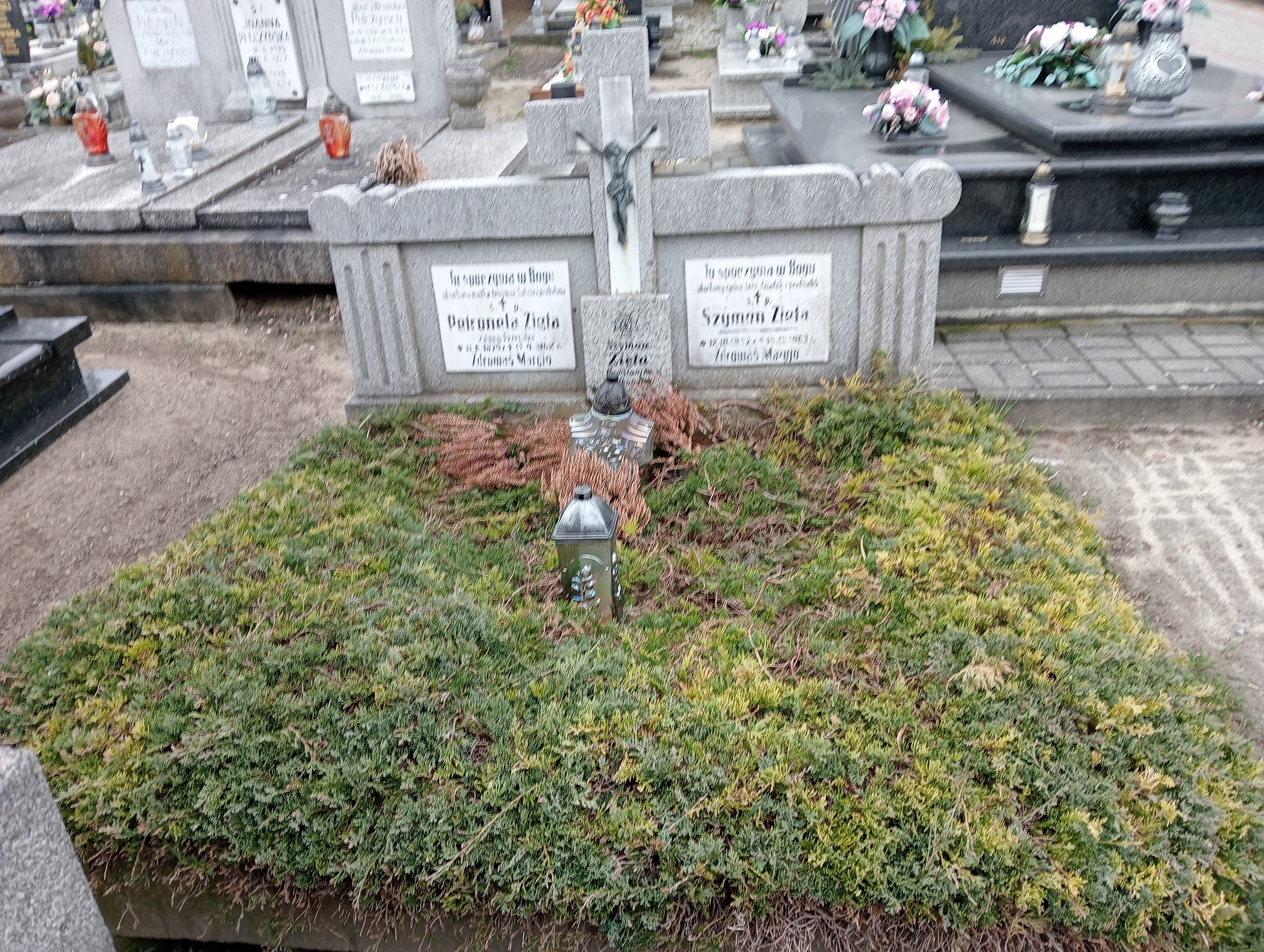 Grób Szymon Zięta